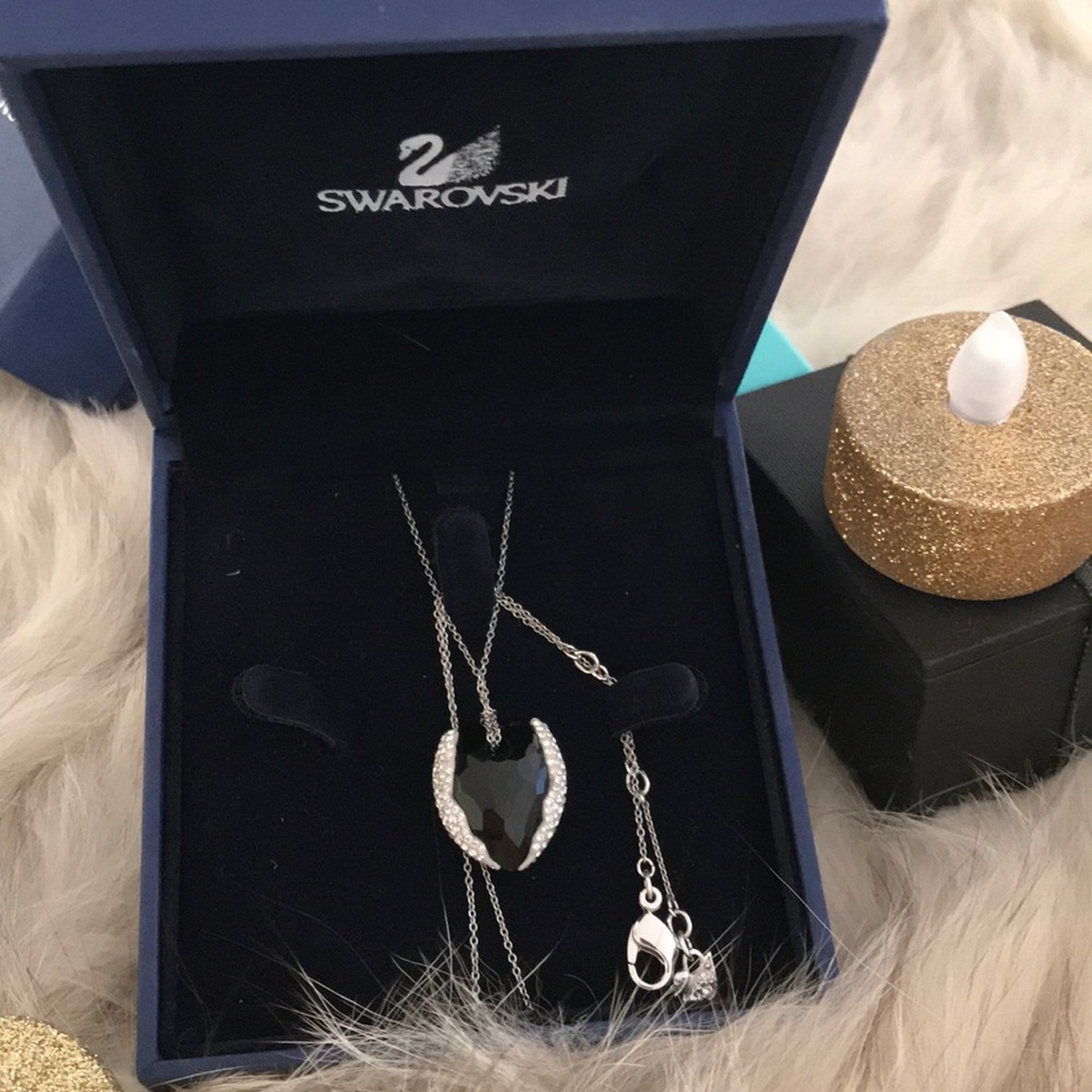 Swarovski heart necklace